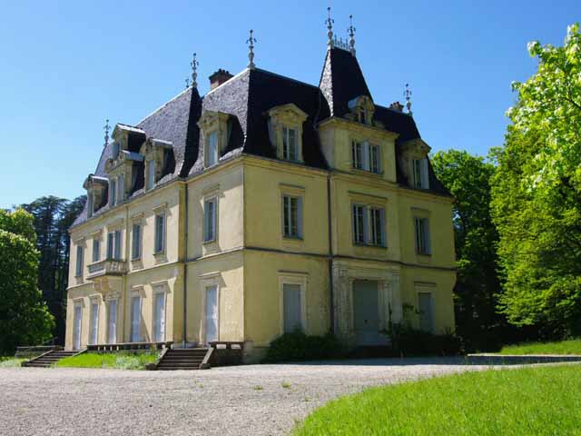 Visiter l'ain - Chateau de seneche Jujurieux
