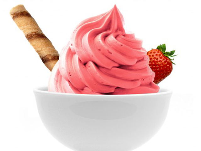 Glace italienne fraise - 640 x 480