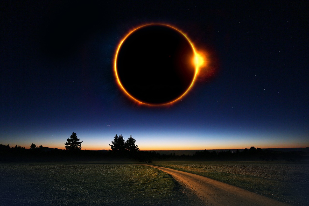 Dans La Magie Céleste D'une éclipse Solaire !