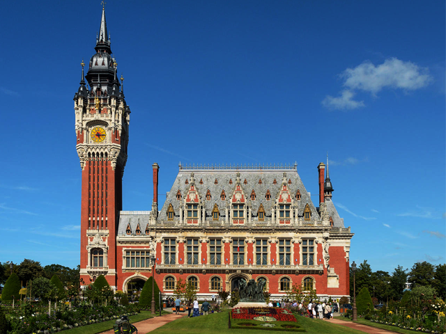Visiter Calais - Hôtel de ville mairie Calais