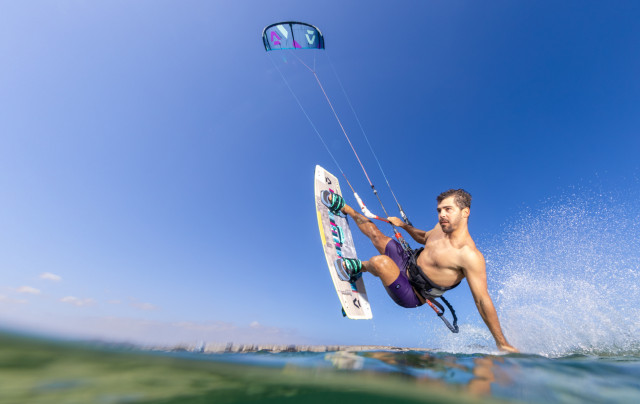 5 spots incontournables pour pratiquer le kitesurf en  France