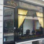 Knails