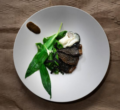 Tour d'horizon des nouveaux restaurants parisiens distingués par le Guide Michelin