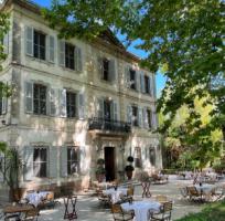 10 hôtels de charme autour d’Avignon pour un week-end en amoureux